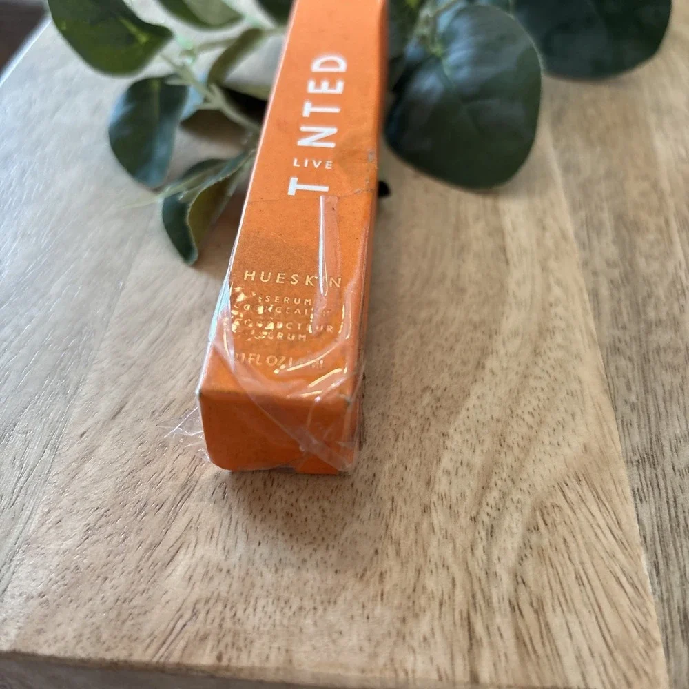 LIVE TINTED HUESKIN Serum Concealer 19.25 Full Size New Boxed